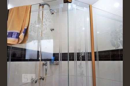 Apartamento à venda com 230m², 4 quartos e 3 vagasBanheiro do Quarto 4