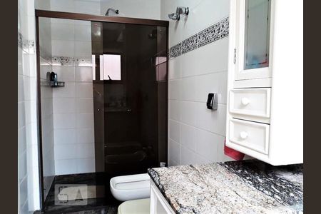 Apartamento à venda com 230m², 4 quartos e 3 vagasBanheiro do Quarto 3