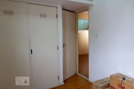 Apartamento à venda com 190m², 3 quartos e 1 vagaQuarto de Serviço