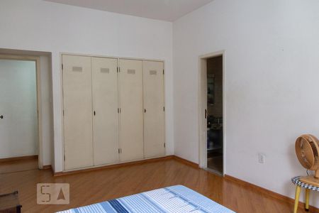 Apartamento à venda com 190m², 3 quartos e 1 vagaSuíte