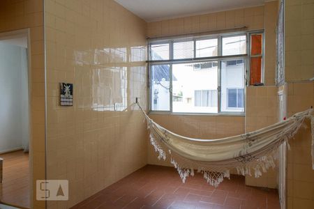 Apartamento à venda com 190m², 3 quartos e 1 vagaÁrea de Serviço