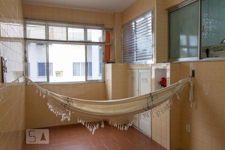 Apartamento à venda com 190m², 3 quartos e 1 vagaÁrea de Serviço