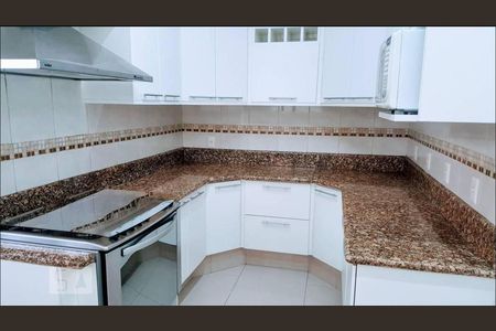 Apartamento à venda com 140m², 2 quartos e sem vagaCozinha