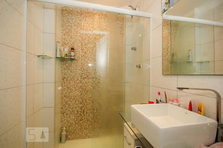 Apartamento para alugar com 70m², 2 quartos e sem vagaBanheiro- Suite