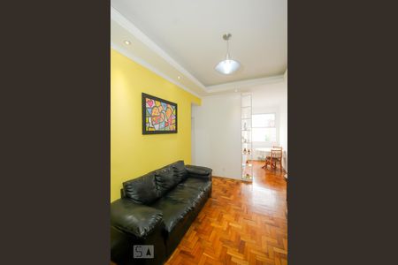 Sala de apartamento para alugar com 2 quartos, 70m² em Copacabana, Rio de Janeiro