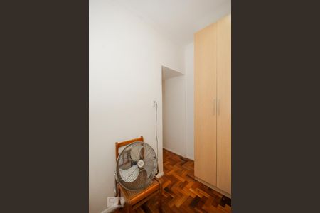 Apartamento para alugar com 70m², 2 quartos e sem vagaQuarto - Suite