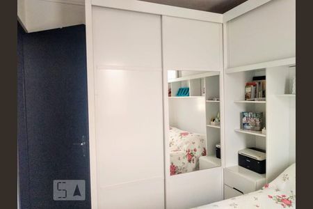 Quarto de apartamento para alugar com 2 quartos, 50m² em Vila Palmeiras, São Paulo