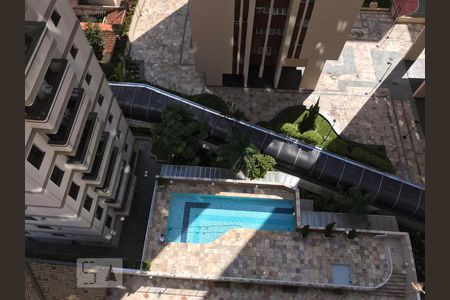 Apartamento à venda com 93m², 3 quartos e 2 vagas Apartamento à venda com 93m², 3 quartos e 2 vagasPiscina