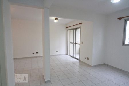 Sala de apartamento para alugar com 2 quartos, 64m² em City América, São Paulo