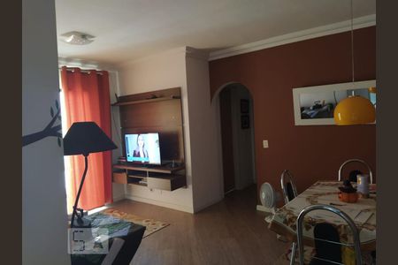 Apartamento à venda com 68m², 2 quartos e 2 vagasSala 