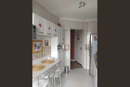 Apartamento à venda com 68m², 2 quartos e 2 vagasCozinha