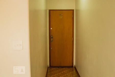 Apartamento à venda com 120m², 2 quartos e 2 vagasCorredor de Entrada