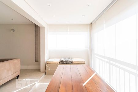 Varanda de apartamento à venda com 1 quarto, 60m² em Jardim Santa Cruz (sacomã), São Paulo