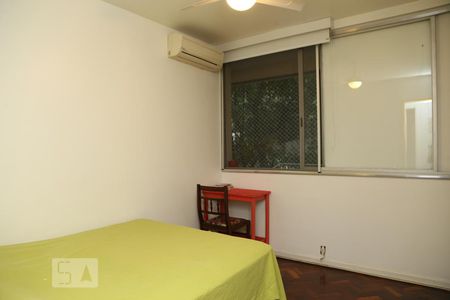 Quarto 1 de apartamento à venda com 2 quartos, 90m² em Leme, Rio de Janeiro