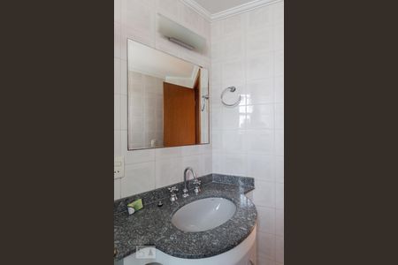 Apartamento para alugar com 130m², 3 quartos e 2 vagasBanheiro