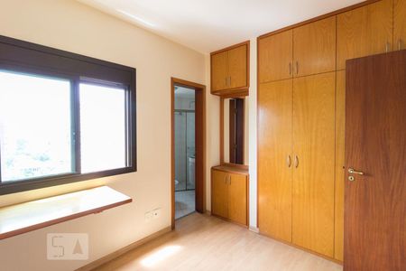 Apartamento para alugar com 130m², 3 quartos e 2 vagasQuarto