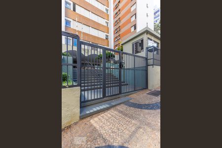 Apartamento à venda com 50m², 1 quarto e 1 vagaFachada e portaria