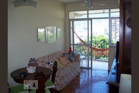 Apartamento à venda com 53m², 1 quarto e 1 vaga Apartamento à venda com 53m², 1 quarto e 1 vagaSala