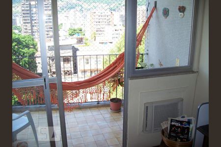 Apartamento à venda com 53m², 1 quarto e 1 vaga Apartamento à venda com 53m², 1 quarto e 1 vagaSala