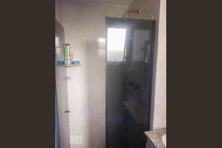 Banheiro de apartamento para alugar com 2 quartos, 46m² em Jardim Centenário, São Paulo