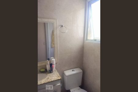 Banheiro de apartamento para alugar com 2 quartos, 46m² em Jardim Centenário, São Paulo