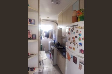 Cozinha de apartamento para alugar com 2 quartos, 46m² em Jardim Centenário, São Paulo