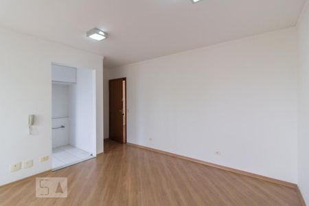 Apartamento para alugar com 70m², 3 quartos e 1 vaga Apartamento para alugar com 70m², 3 quartos e 1 vagaSala