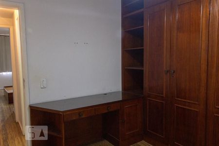 QUarto de apartamento à venda com 2 quartos, 75m² em Grajaú, Rio de Janeiro