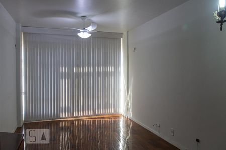 Sala de apartamento à venda com 2 quartos, 75m² em Grajaú, Rio de Janeiro