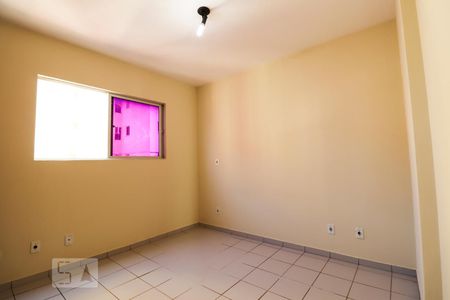 Quarto 2 de apartamento para alugar com 3 quartos, 70m² em Setor Bela Vista, Goiânia
