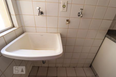 Apartamento para alugar com 70m², 3 quartos e 1 vagaÁrea de Serviço