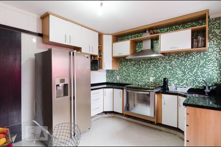 Casa à venda com 85m², 2 quartos e 1 vaga Casa à venda com 85m², 2 quartos e 1 vagaCozinha