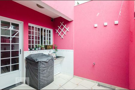 Casa à venda com 85m², 2 quartos e 1 vaga Casa à venda com 85m², 2 quartos e 1 vagaÁrea de serviço