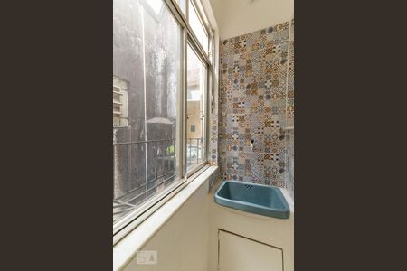 Apartamento para alugar com 70m², 2 quartos e sem vaga Apartamento para alugar com 70m², 2 quartos e sem vagaÁrea de Serviço