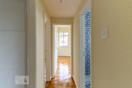 Apartamento para alugar com 70m², 2 quartos e sem vaga Apartamento para alugar com 70m², 2 quartos e sem vagaCorredor