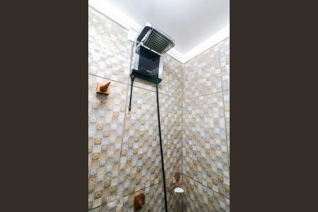Banheiro de apartamento à venda com 3 quartos, 70m² em Vila Homero Thon, Santo André