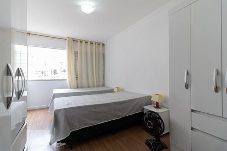 Quarto 2 de apartamento para alugar com 2 quartos, 67m² em Liberdade, São Paulo