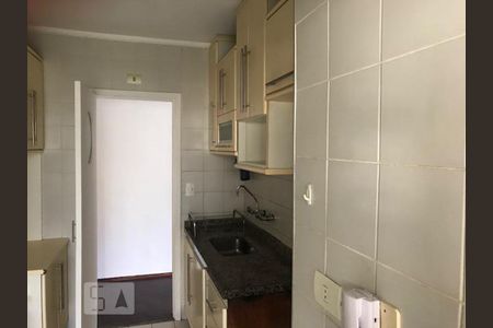 Apartamento à venda com 115m², 3 quartos e 2 vagas Apartamento à venda com 115m², 3 quartos e 2 vagascozinha