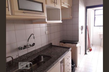 Apartamento à venda com 115m², 3 quartos e 2 vagas Apartamento à venda com 115m², 3 quartos e 2 vagascozinha