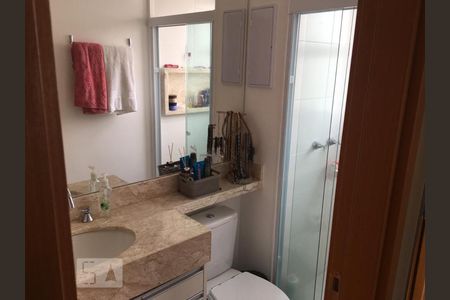 Banheiro de apartamento à venda com 1 quarto, 61m² em Botafogo, Campinas