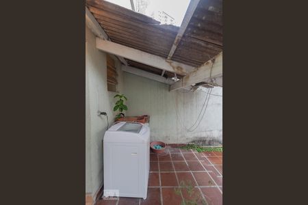 Casa à venda com 147m², 3 quartos e 2 vagas Casa à venda com 147m², 3 quartos e 2 vagasÁrea de Serviço