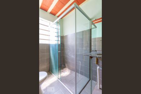 Banheiro de casa à venda com 1 quarto, 50m² em Santa Tereza, Belo Horizonte