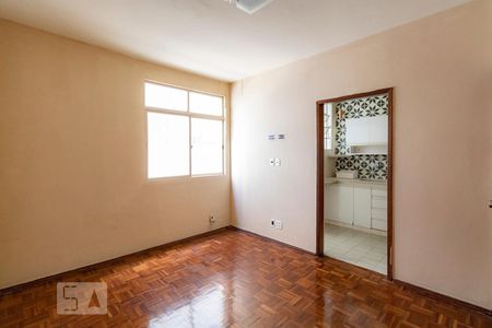 Apartamento para alugar com 1 quarto, 50m² em Lourdes, Belo Horizonte