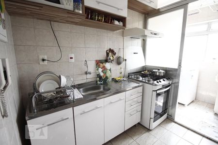 Apartamento à venda com 65m², 2 quartos e 1 vagaCozinha