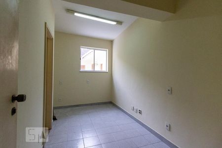 Casa à venda com 300m², 8 quartos e 2 vagas Casa à venda com 300m², 8 quartos e 2 vagasQuarto 3
