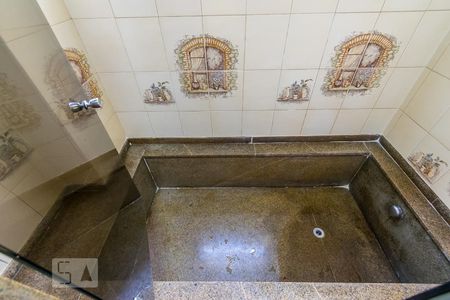 Apartamento à venda com 170m², 3 quartos e 3 vagasBanheiro da Suíte 1 - Banheira