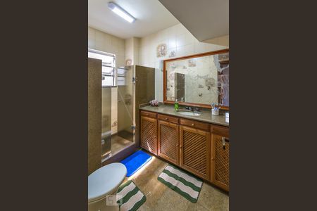 Apartamento à venda com 170m², 3 quartos e 3 vagasBanheiro Social