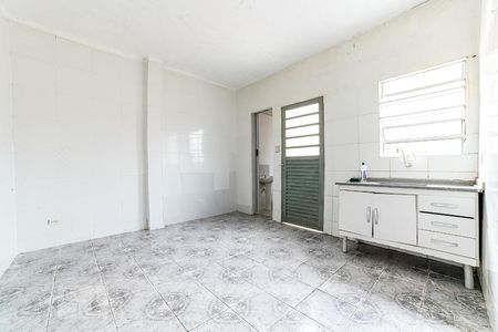 Cozinha de casa para alugar com 1 quarto, 32m² em Vila Ede, São Paulo
