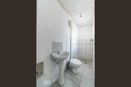 Banheiro de casa para alugar com 1 quarto, 32m² em Vila Ede, São Paulo