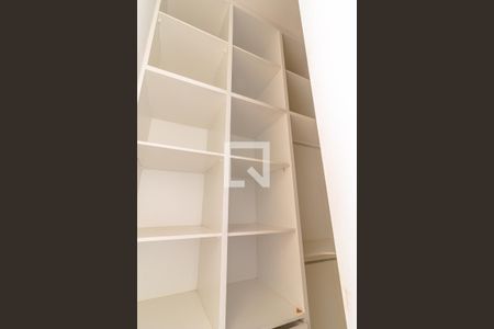 Casa de condomínio para alugar com 243m², 4 quartos e 4 vagasQuarto 5 - Suíte Master